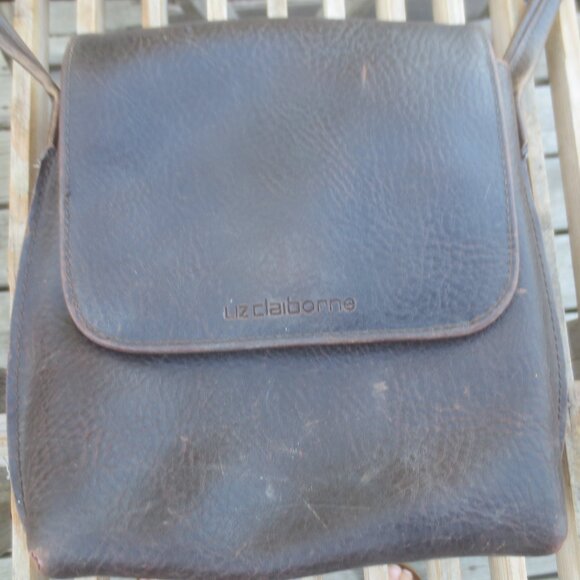 Liz Claiborne Thick Leather Utility Travel Shoulder Pouch. - Picture 2 of 11